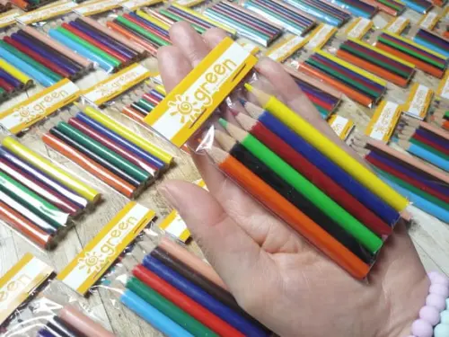 Brinde Empresarial Mini Lápis de Cor 2