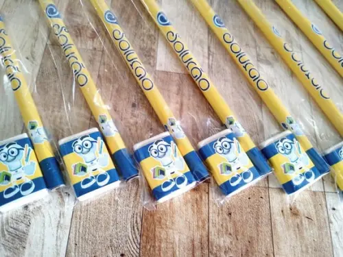 Kit Lápis e Borracha para Escolas M4