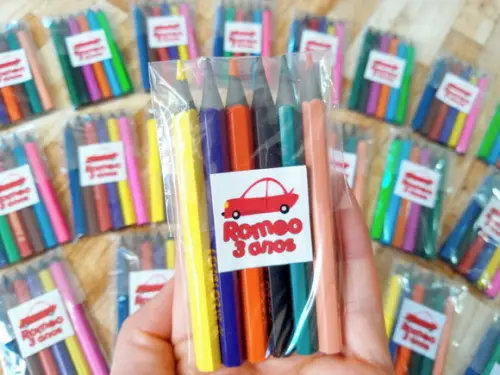 Lembrança de Aniversário Mini Lápis de Cor Carrinho