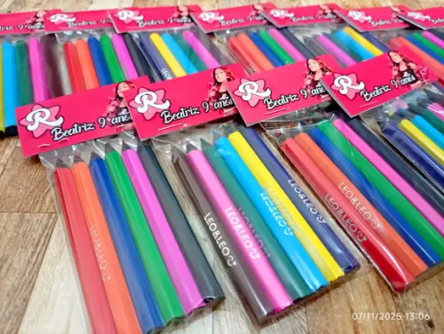 Lembrança de Evento Mini Lápis de Cor - 3