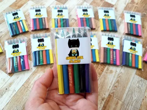 Lembrança de Evento Mini Lápis de Cor Herói