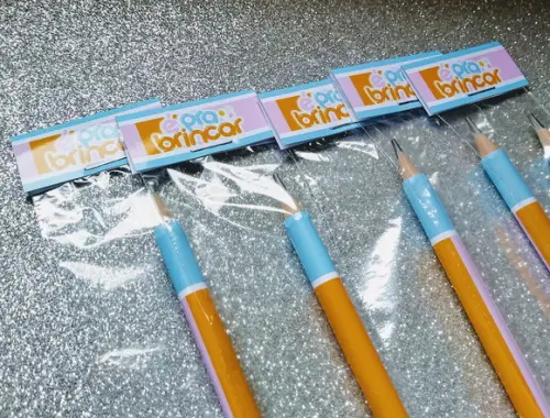 Lembrança Kit Lápis e Borracha para Escolas