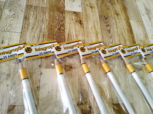 Lembrança Kit Lápis e Borracha para Escolas M2