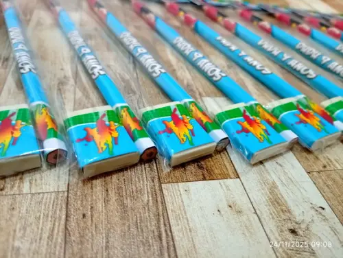 Lembrancinha Kit Escolar Lápis e Borracha Ping Pong