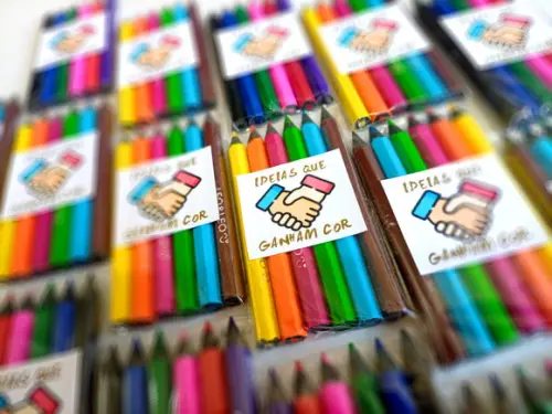 Pronta Entrega 24 Kit Lembrança para Empresas e Escolas