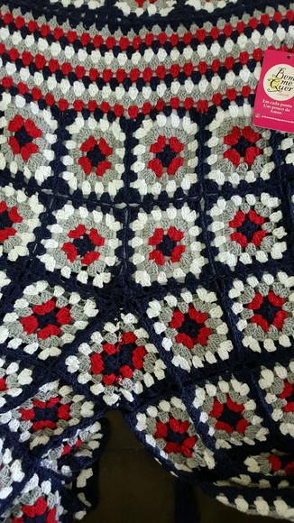 Calça Pantacourt Crochê