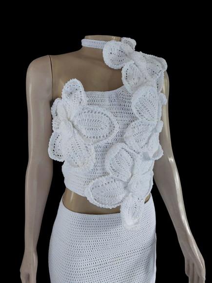 Conjunto Blusa e Saia de Crochê