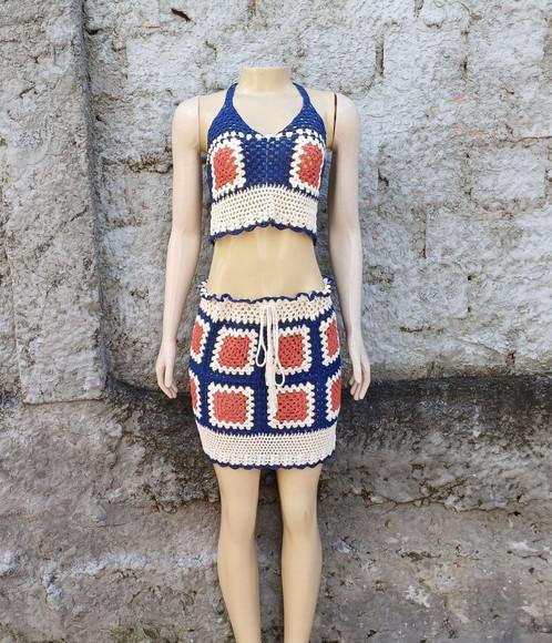 Conjunto Top Cropped e Saia de Crochê