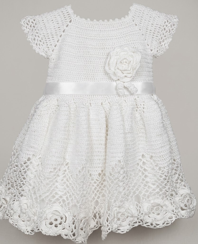 Vestido Infantil de Croche branco batizado daminha