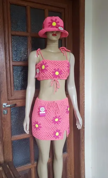 Conjunto Cropped E Saia De Crochê