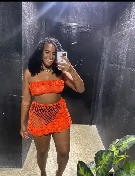 Conjunto Cropped e Saia de Crochê 3d