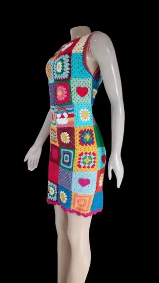 Vestido Crochê Apliques