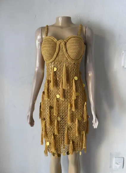 Vestido Crochê Lantejoulas