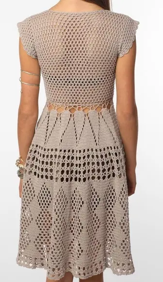 Vestido Crochê Midi Adulto
