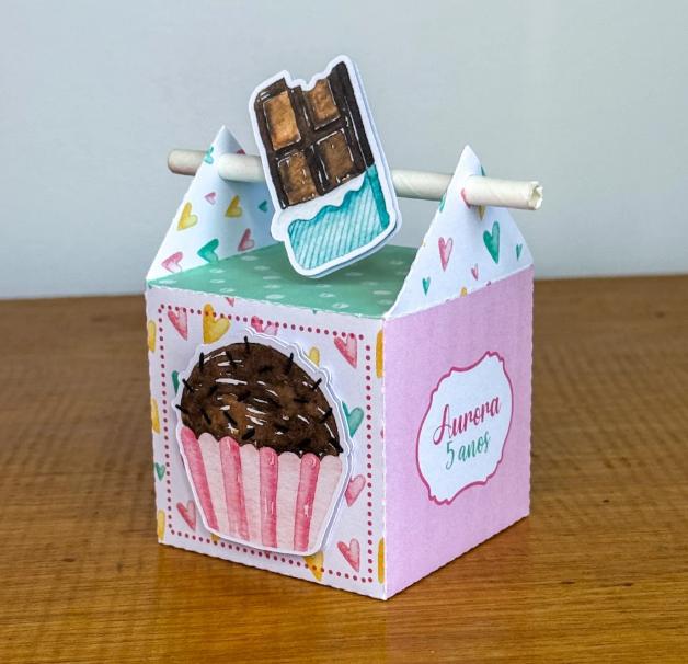 Kit Festa Personalizado Confeitaria (20 Peças)