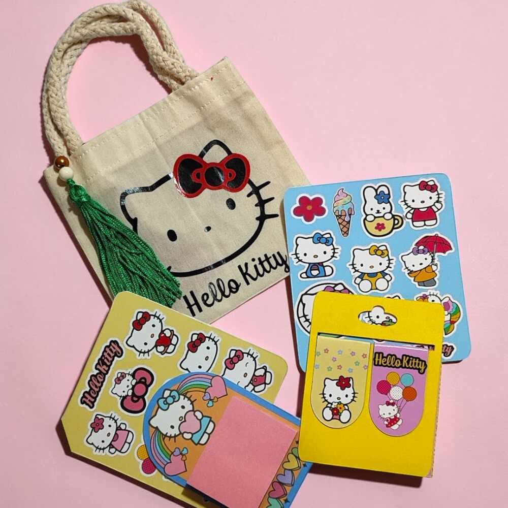 Kit Lembrancinha com 10 Mini Ecobag Personalizada Hello Kitty