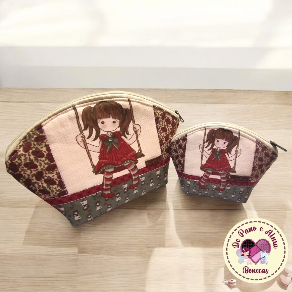 Kit 2 Necessaires Vintage Boneca – Estampa Fuxicos e Fricotes |