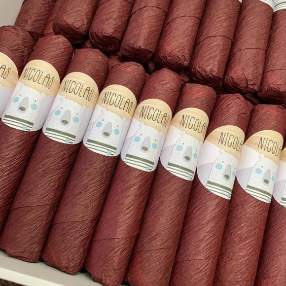 Caixa luxo + 35 Charutos de Chocolate Recheados