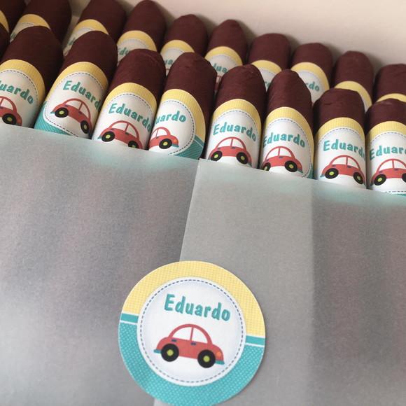 Caixa luxo + 60 Charutos de Chocolate Recheados