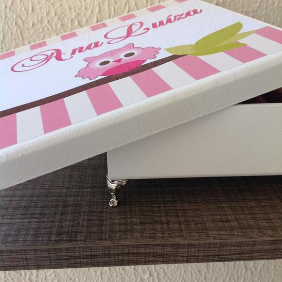 Caixa MDF Personalizada - Modelo SIMPLES COM PEZINHOS
