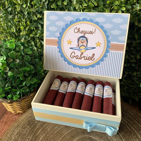 Caixa Petit + 24 Charutos Chocolate Recheados