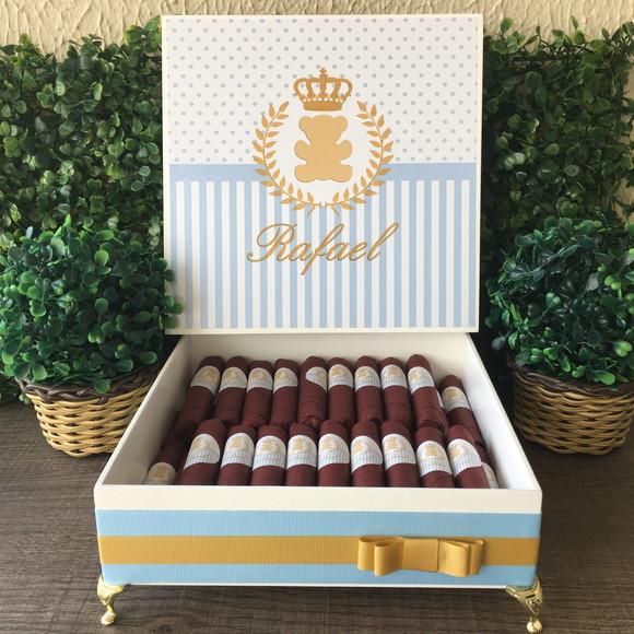 Caixa Premium + 30 Charutos de Chocolate Recheados