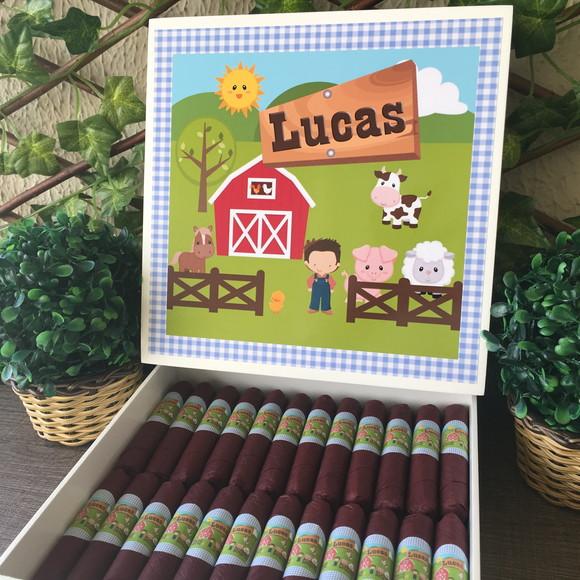 Caixa simples + 35 Charutos de Chocolate Recheados
