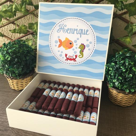 Caixa simples + 35 Charutos de Chocolate Recheados