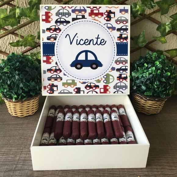 Caixa simples + 35 Charutos de Chocolate Recheados