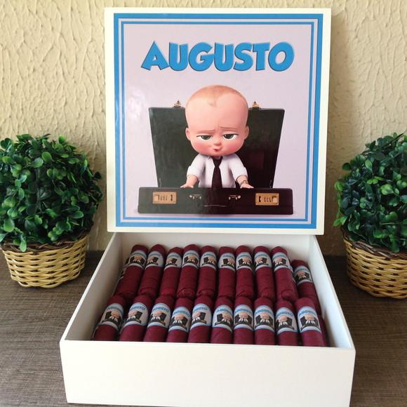 Caixa Simples + 35 Charutos de Chocolate Recheados