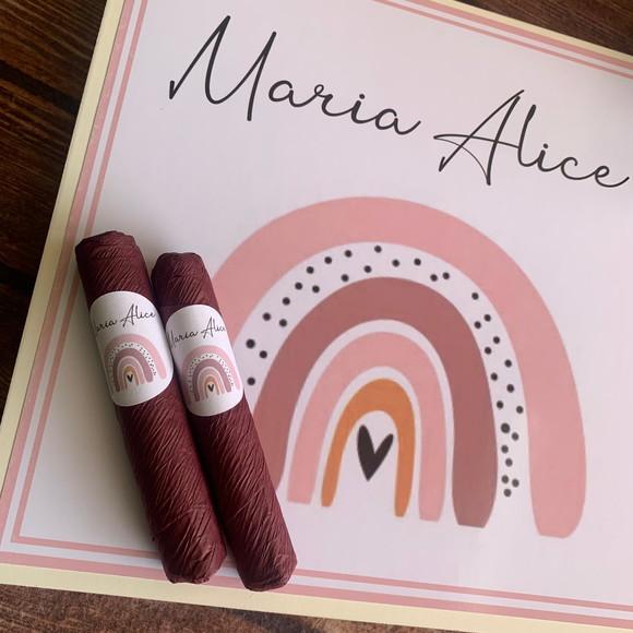 Caixa Simples + 40 Charutos de Chocolate Recheados