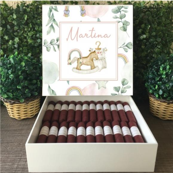 Caixa Simples + 40 Charutos de Chocolate Recheados