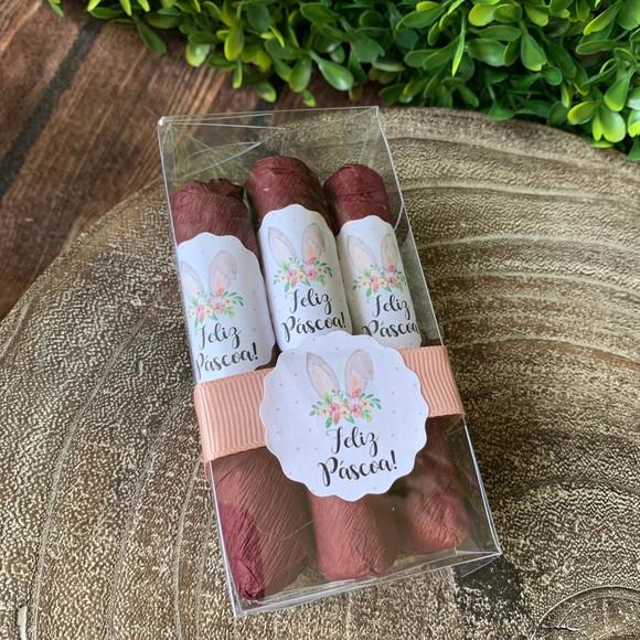 Caixinha Baby Acetato com 3 Charutos de Chocolate - Páscoa