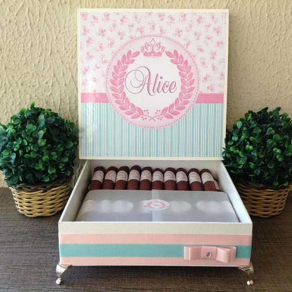 Charutos de Chocolate Recheados Floral