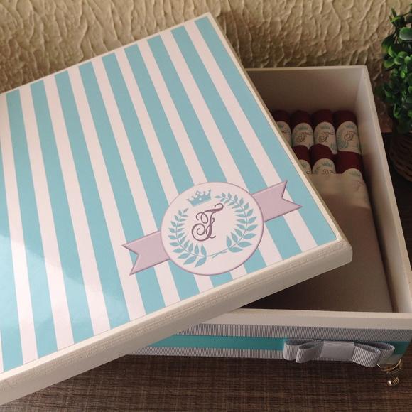 Charutos de Chocolate Recheados Tiffany