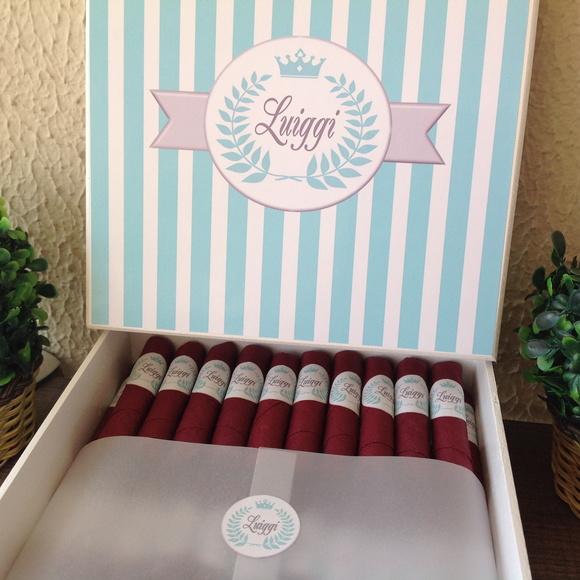 Charutos de Chocolate Recheados Tiffany2
