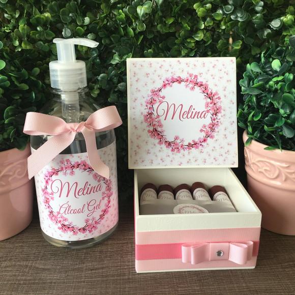 Kit Mini Caixa 15 charutos de chocolate + Álcool Gel 500ml