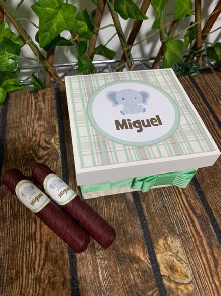 Mini Caixa + 10 Charutos Chocolate Elefantinho