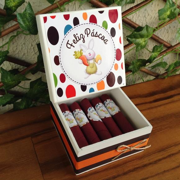 Mini Caixa + 10 Charutos Chocolate Páscoa
