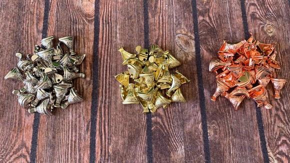 Pezinhos de Metal para Caixinhas mdf Dourado