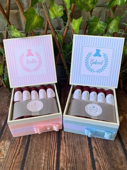 2 Mini Caixas + 15 Charutos Chocolate Gêmeos