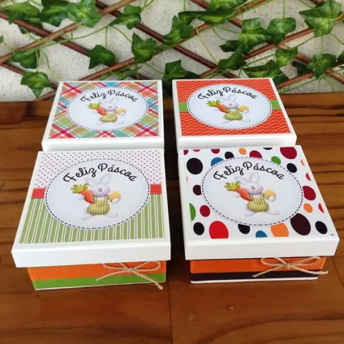 4 Mini Caixas + 10 Charutos Chocolate Páscoa