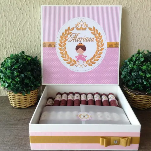 Caixa Luxo + 150 Charutos de Chocolate Recheados