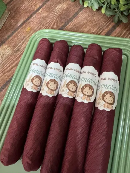 Caixa Luxo + 20 Super Charutos Chocolate