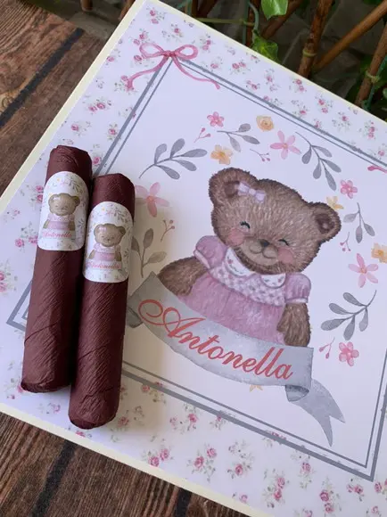 Caixa Luxo + 30 Charutos de Chocolate Recheados