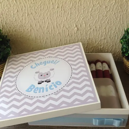 Caixa luxo + 50 Charutos de Chocolate Recheados