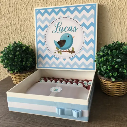 Caixa Luxo + 70 Charutos de Chocolate Recheados