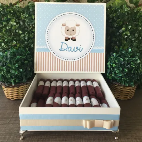 Caixa Premium + 30 Charutos de Chocolate Recheados