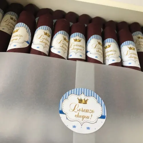 Caixa Premium + 30 Charutos de Chocolate Recheados