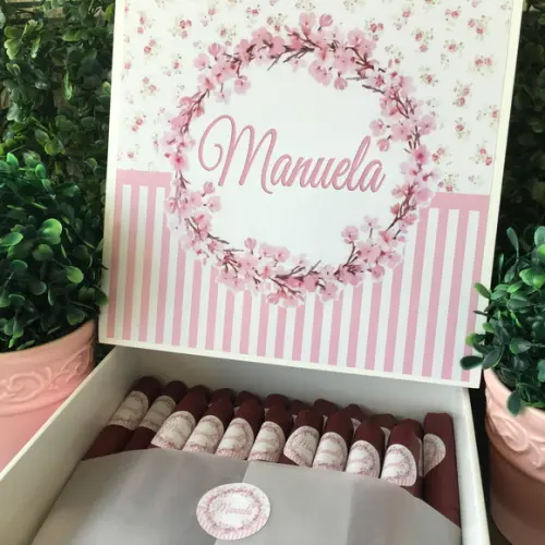Caixa Premium + 30 Charutos de Chocolate Recheados